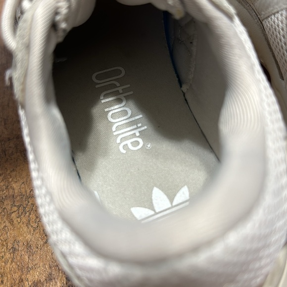 Adidas Ozweego Kids Size 3 - Picture 7 of 7